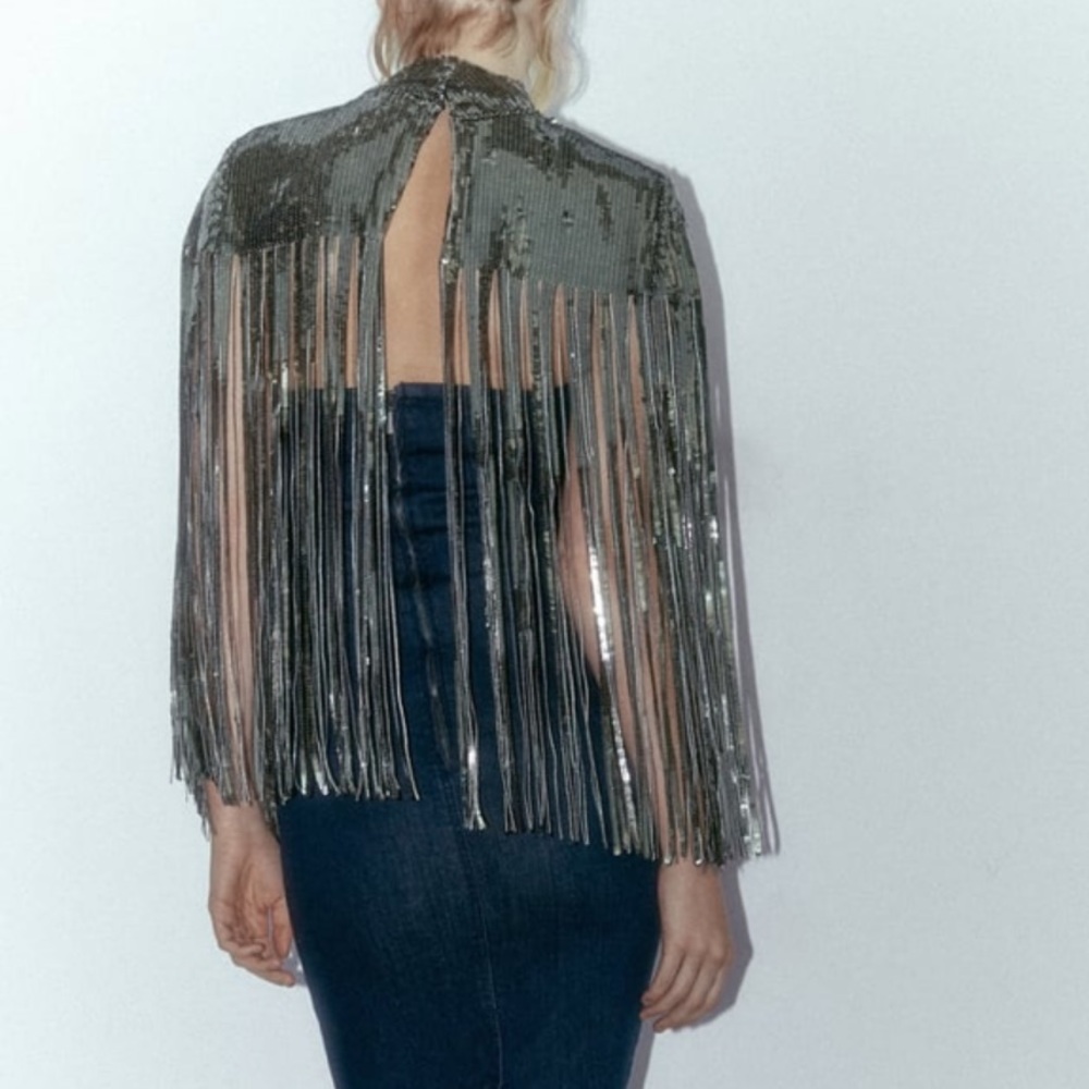 ZARA FRINGED SEQUIN CAPE- S/M